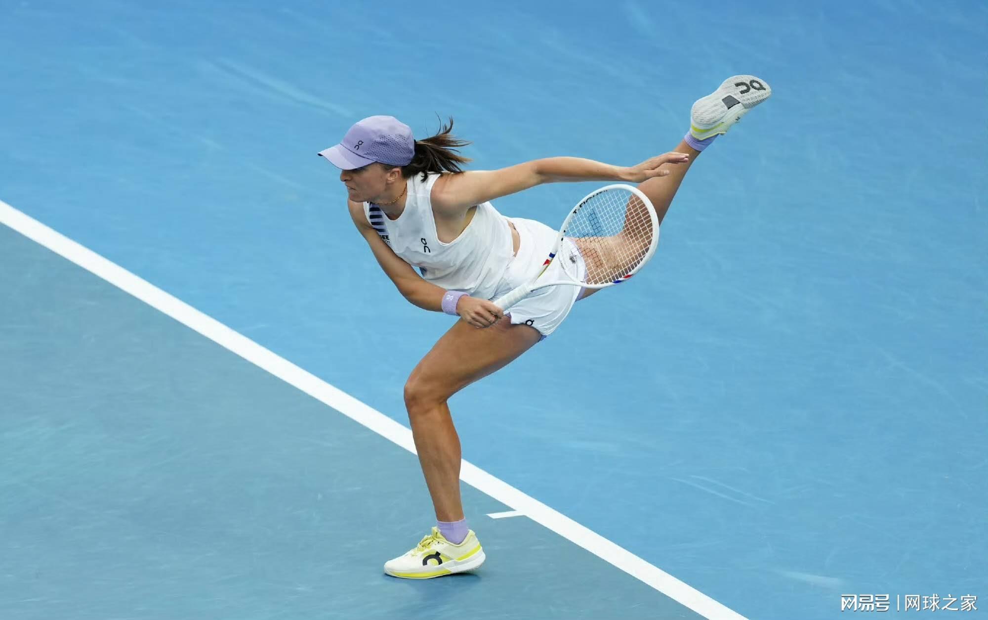 开云体育app-斯瓦泰克再陷八爪鱼干扰球争议风波，吴易昺燃尽惜败赛后抽筋倒地