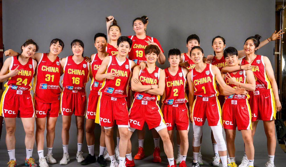 开云体育app-女篮大胜南苏丹，宫鲁鸣迎来2喜1忧，4大黑马崛起将有望冲冠